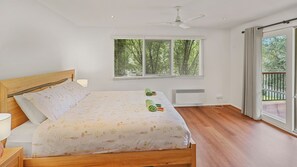 4 chambres, fer et planche Ă repasser, draps fournis