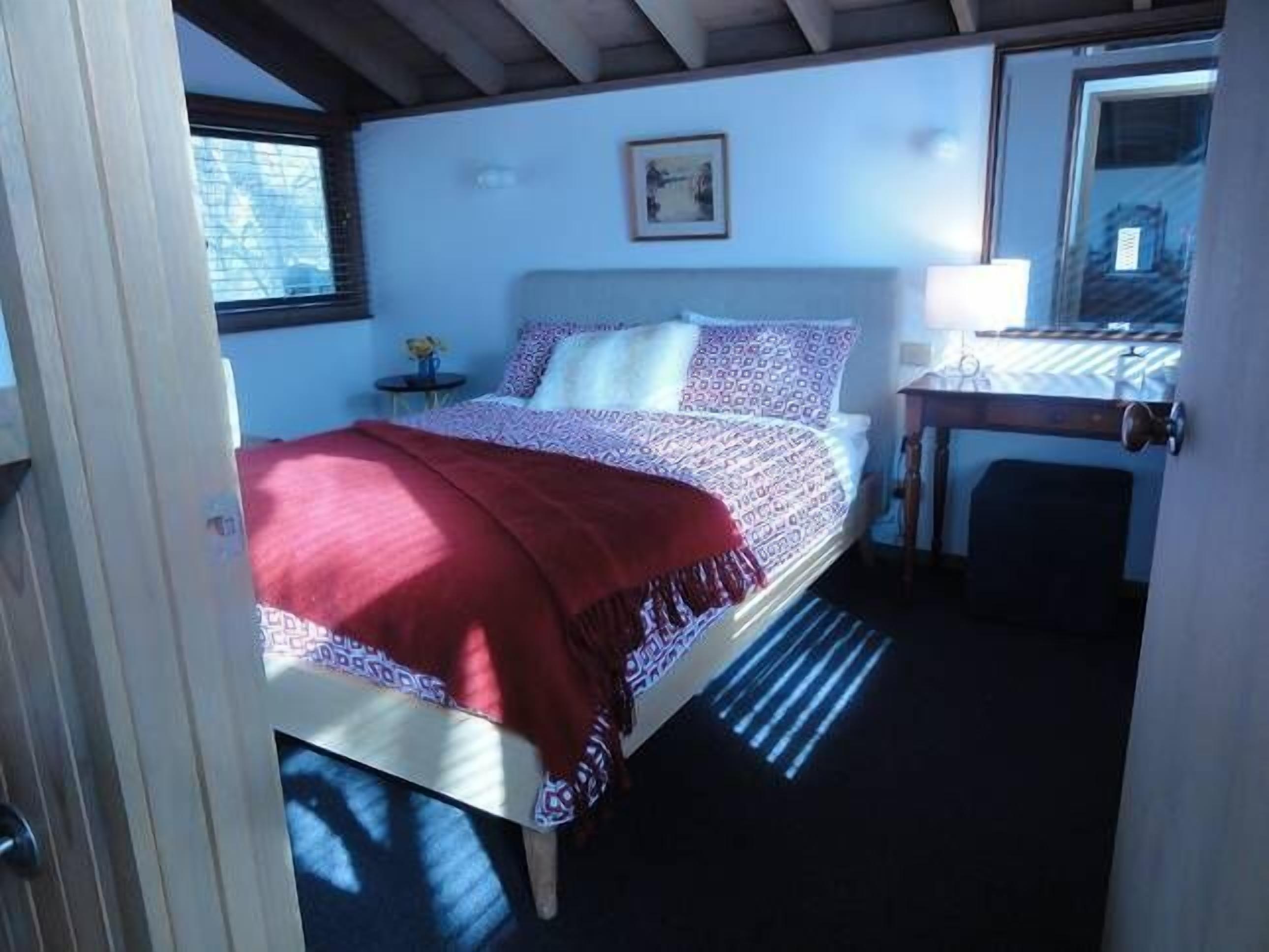 Bogong Chalet / Dinner Plain — image 18