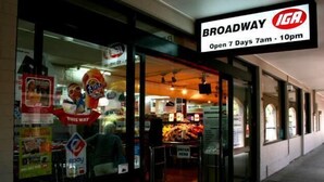 A storefront with a sign reading "BROADWAY IGA. Open 7 Days 7am - 10pm." - B6 Walk to UWA close to SCGH & CBD (Crawley)