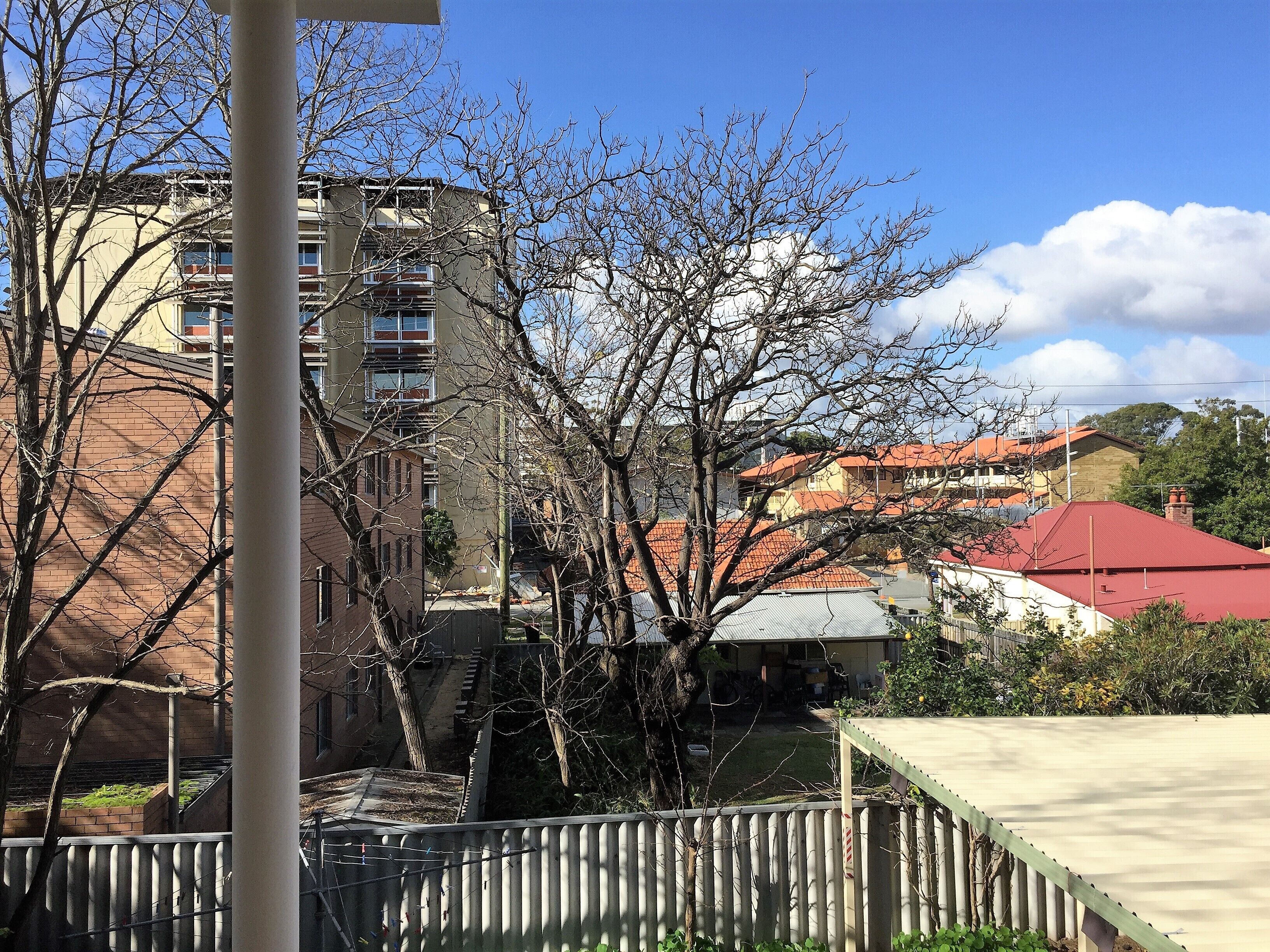 B5 Crawley/Nedlands Apartment 1 BRM + Sleepout - 2min walk to UWA — image 9