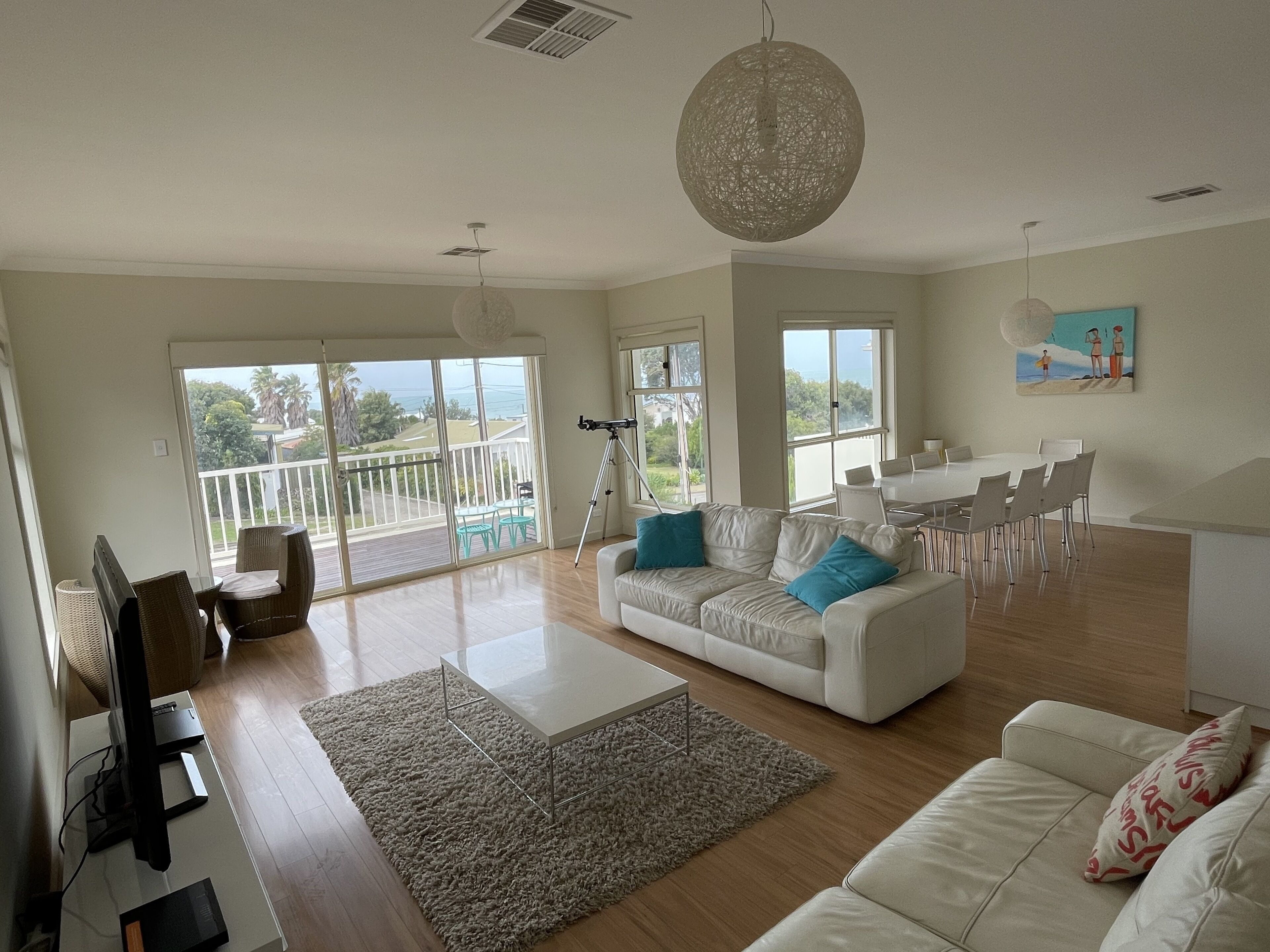 Cloudbreak, Hayborough at Victor Harbor, sea views, wifi, space for 2 families