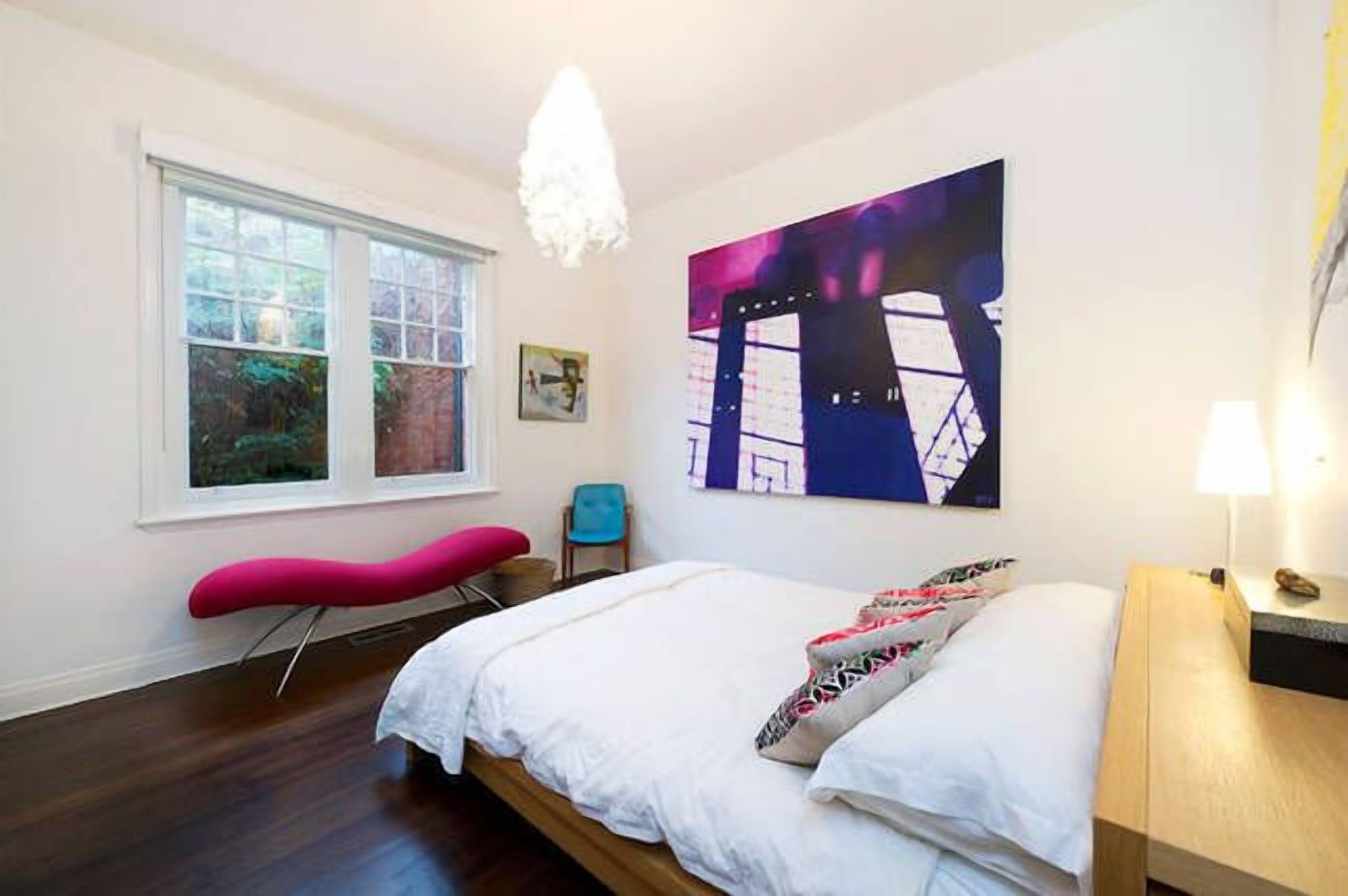 elwood boutique cool retreat — image 5