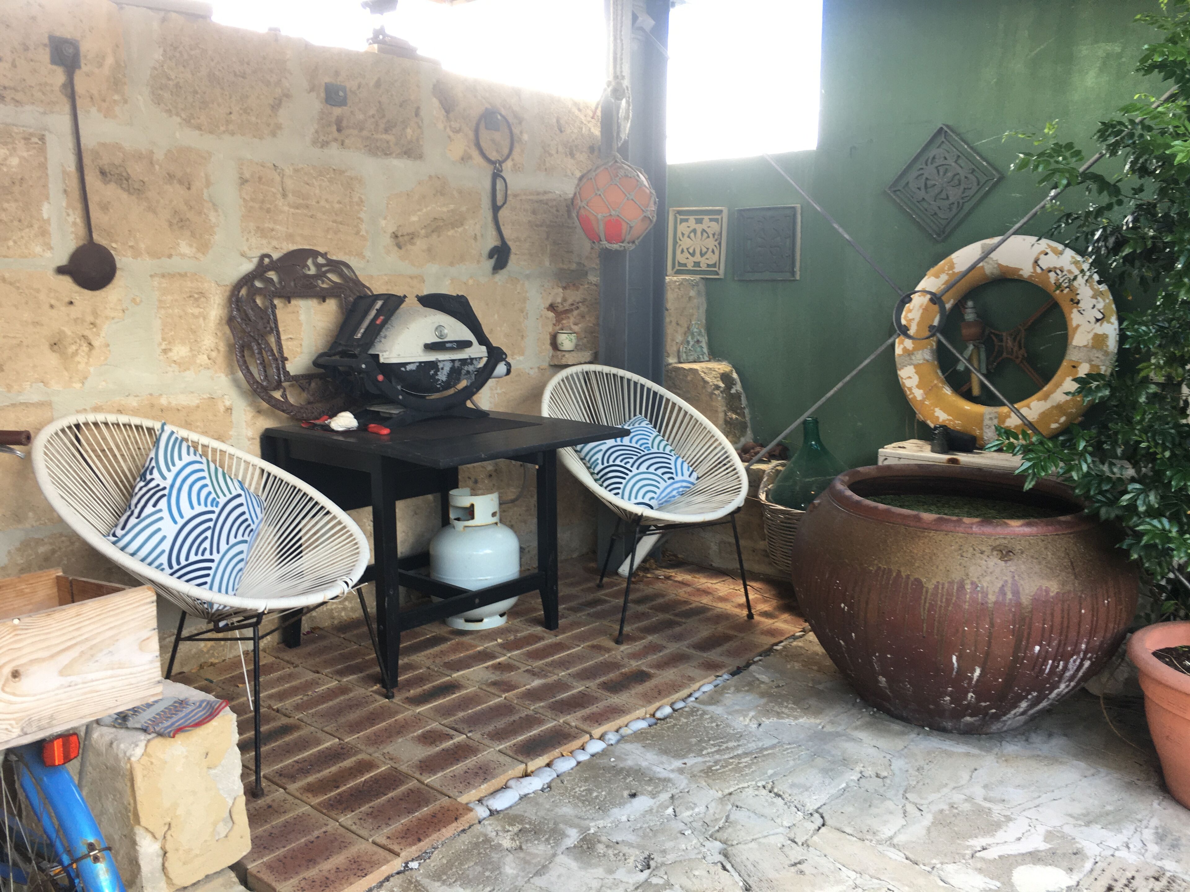 Marine Beach Studio with sea views - Autumn & Winter Sale! — image 3