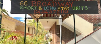 B7 Walk to UWA close to SCGH & CBD