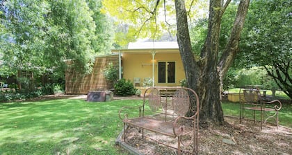 HARRIETVILLE COTTAGE: Harrietville