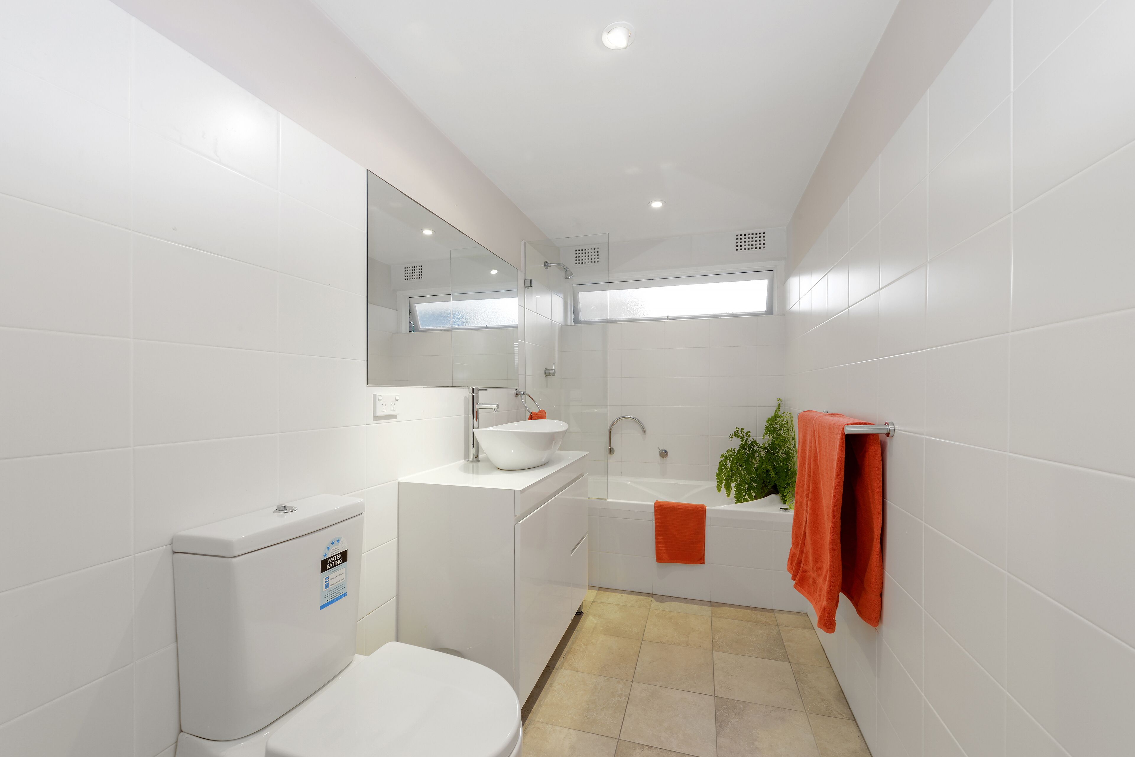 Coastal Calm at Bronte Beachside Escape — image 7