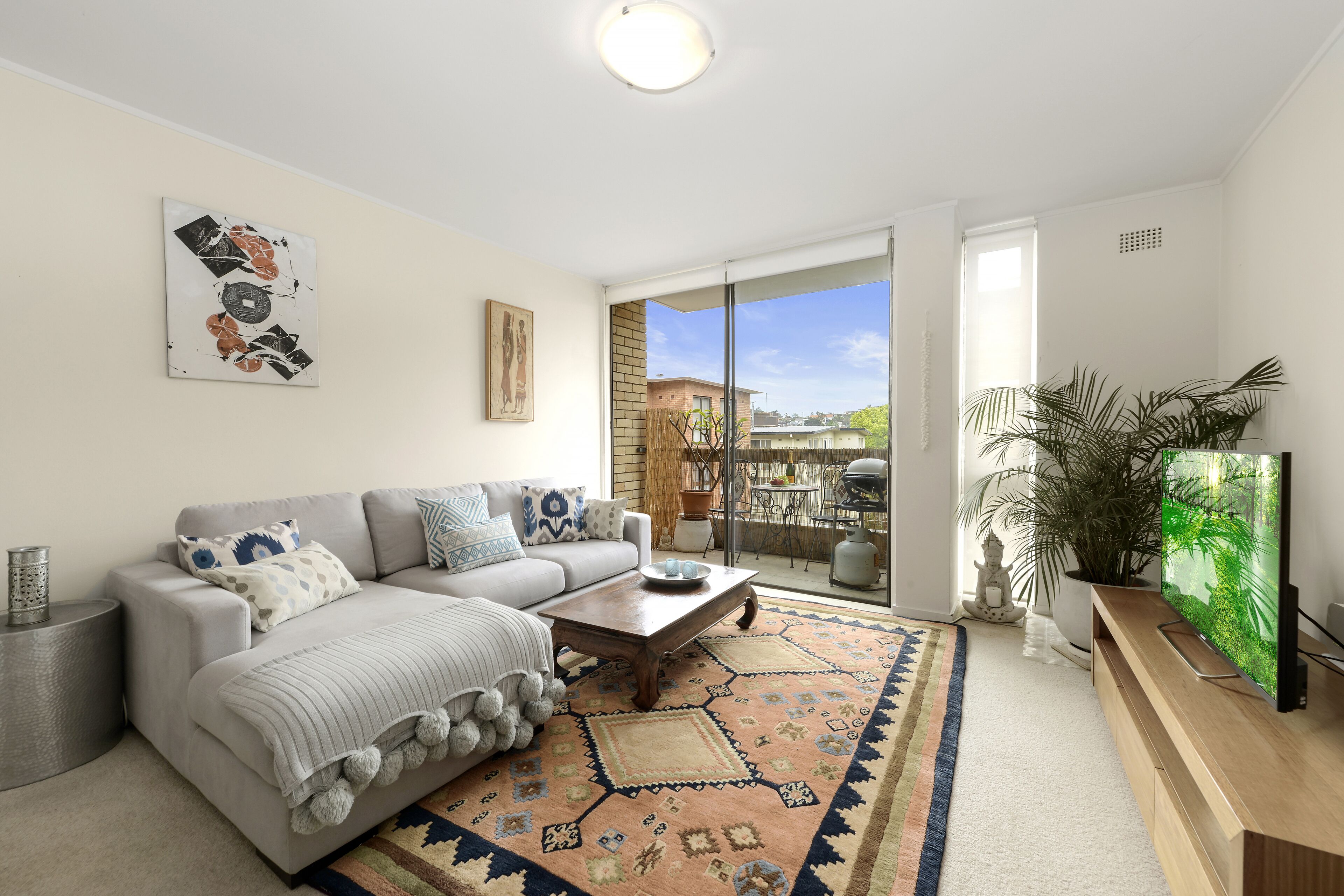 City / Beach Escape At Bronte