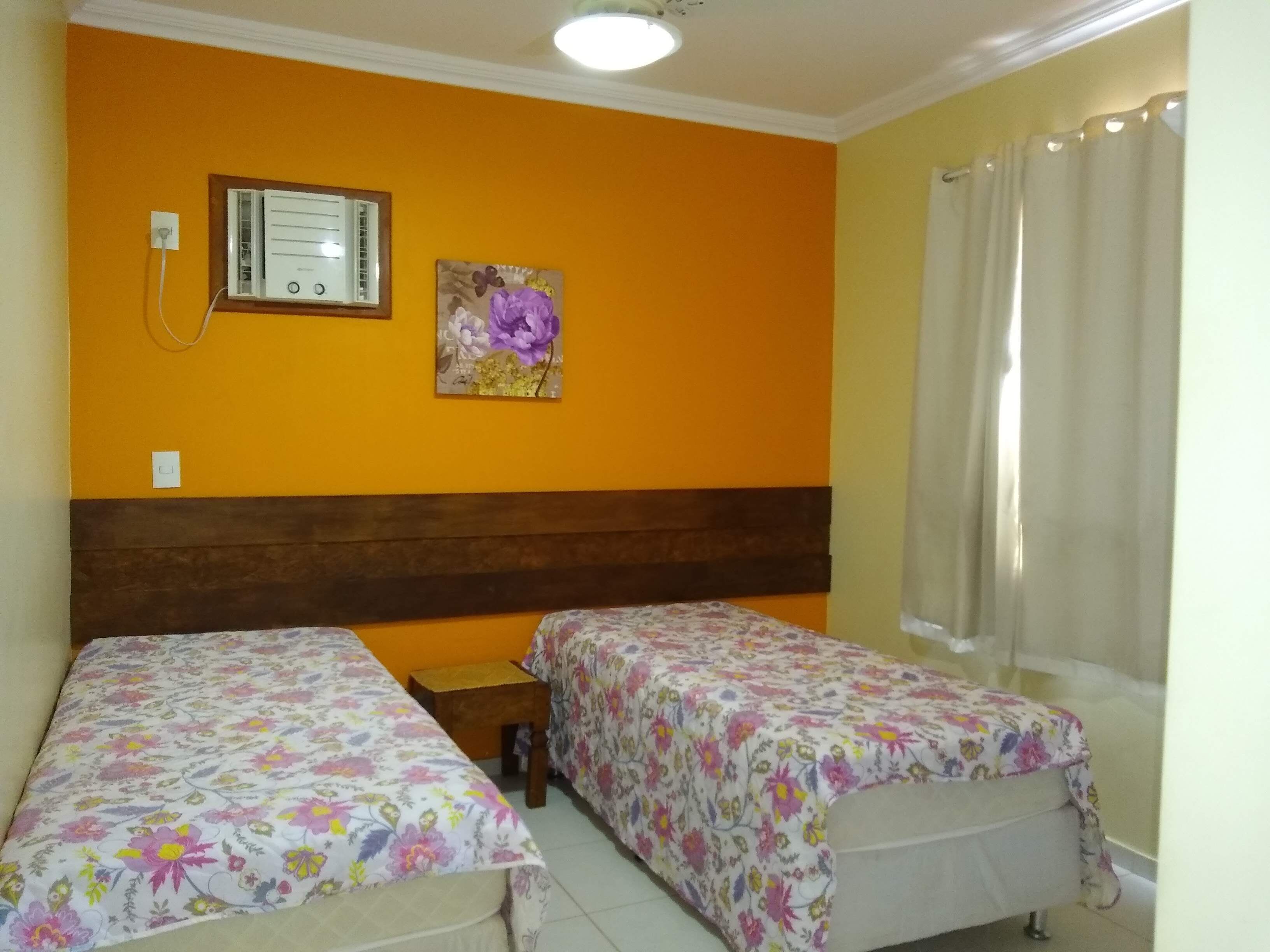 Large house 7 suites with air conditioning and SWIMMING POOL 100 meters from the sea