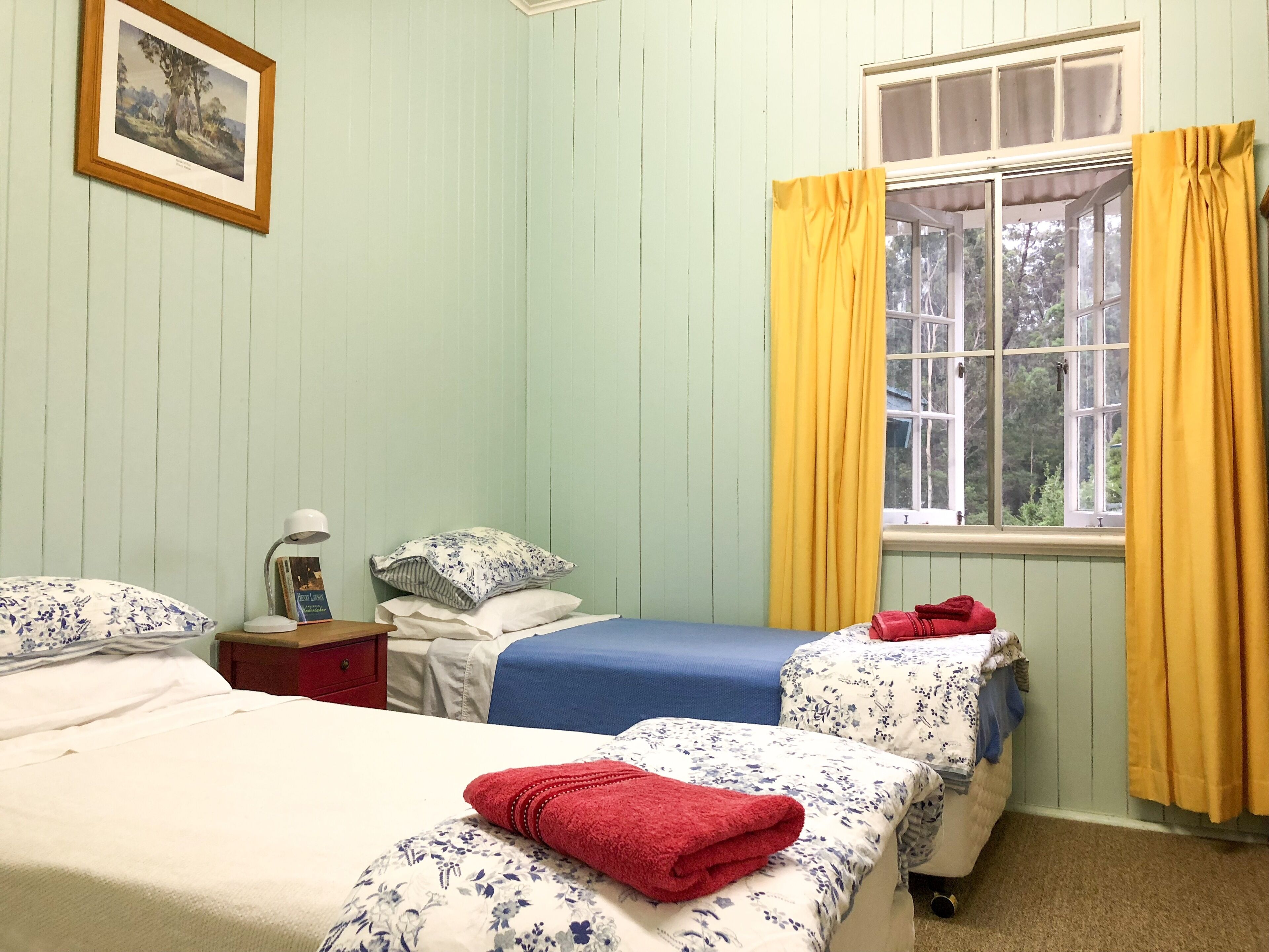 Jimna "Old School" Holiday House