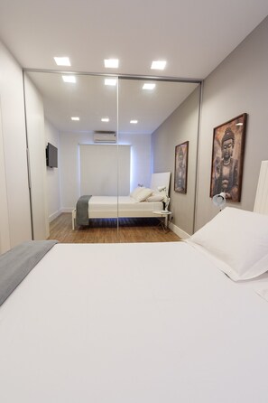 2 bedrooms, desk, iron/ironing board, free WiFi
