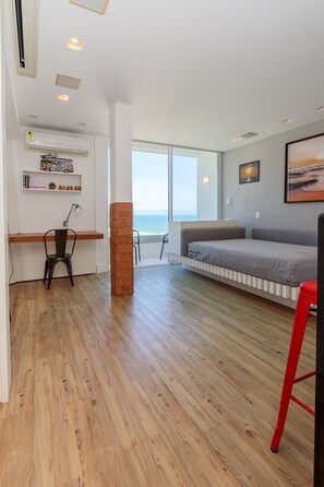 2 chambres, bureau, fer et planche à repasser, Wi-Fi gratuit