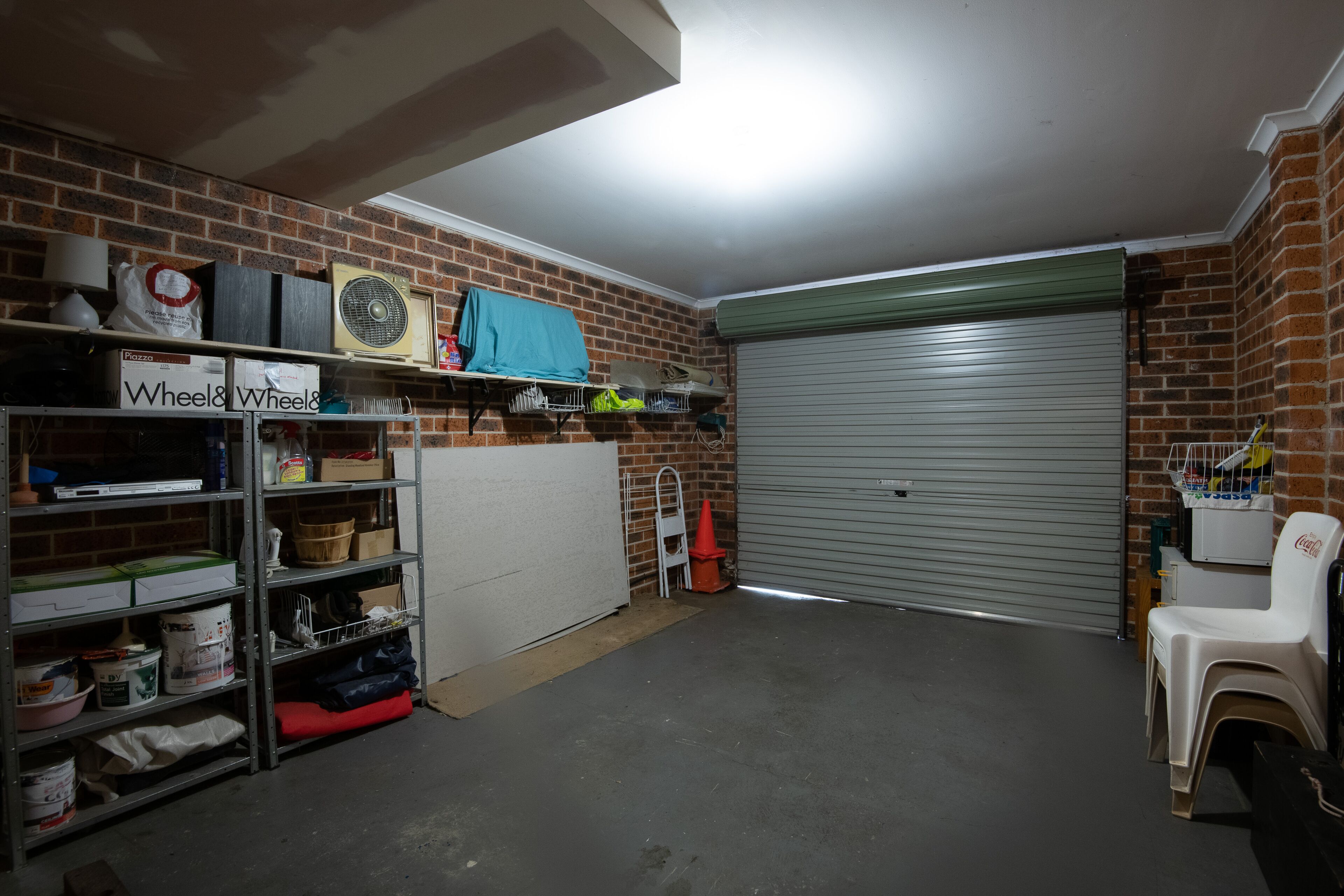 Snow and Lake Townhouse Apartment — image 4