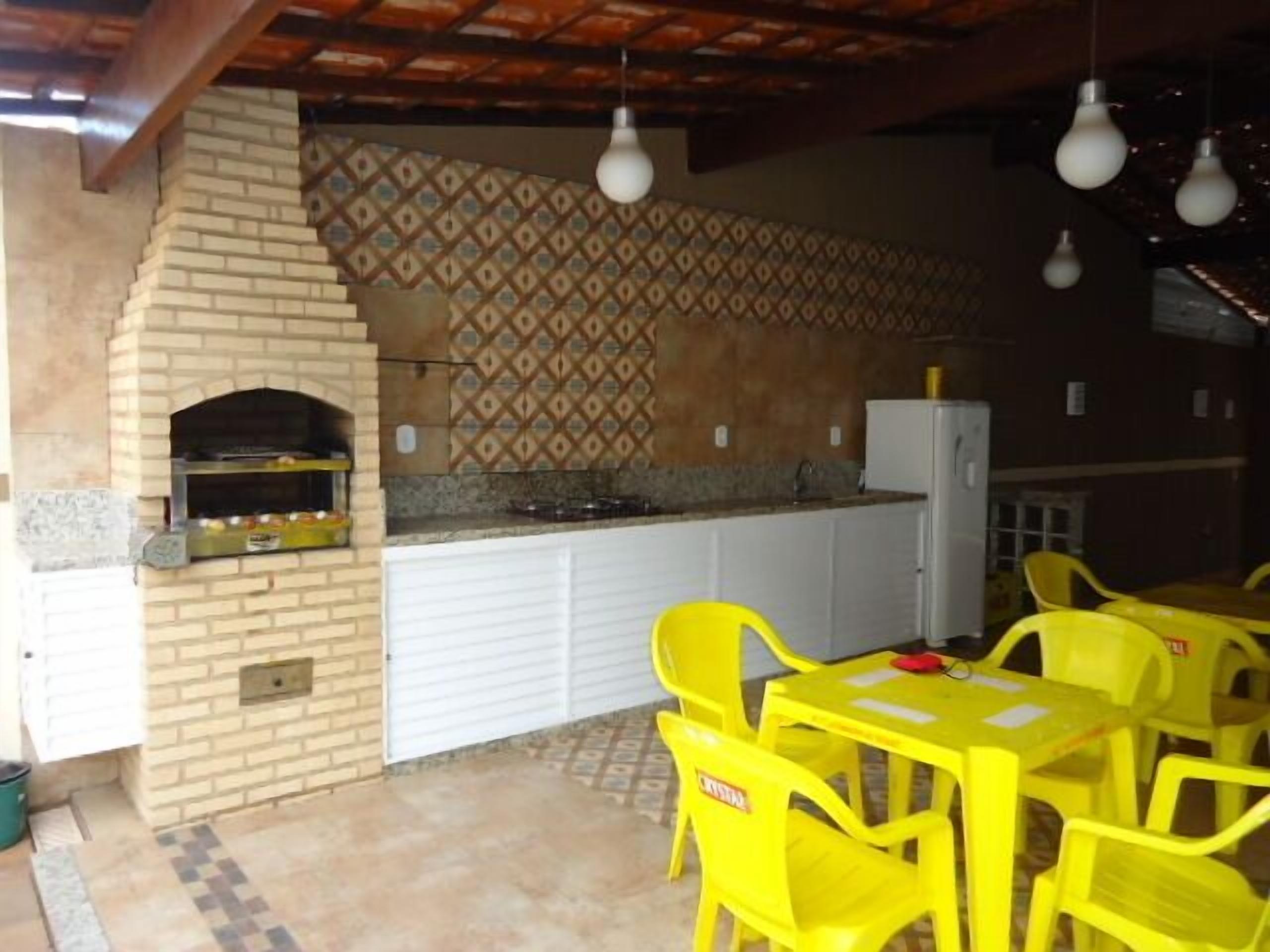 Beautiful spectacular house just 800 meters from the beach!!! NOW WITH OI TV WI-FI 