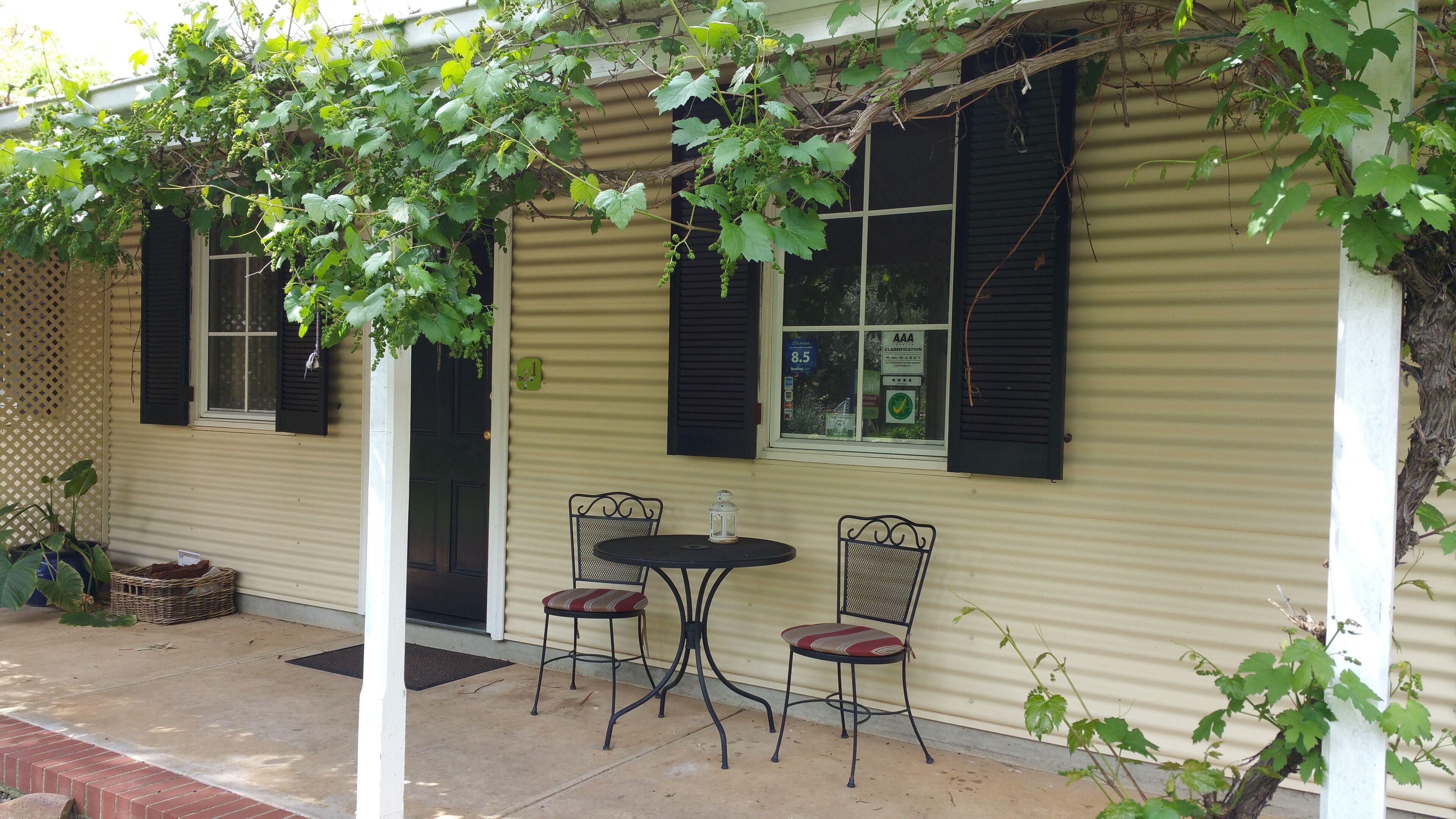 One bedroom cottage in the beautiful Clare Valley — image 18