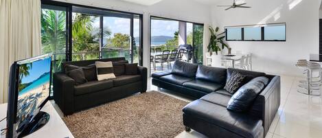 リビング エリア