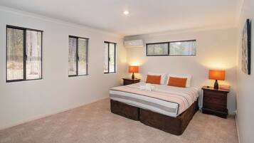 3 bedrooms, iron/ironing board, travel cot, free WiFi
