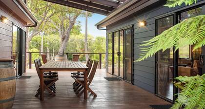 Cape Illawarra - Rural Retreat, 2 minutes to town
