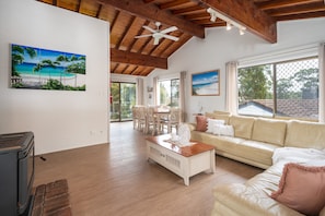 Smart TV, fireplace, DVD player