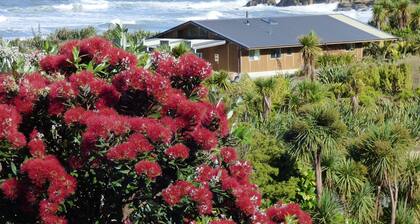 Takutai Beach House Punakaiki