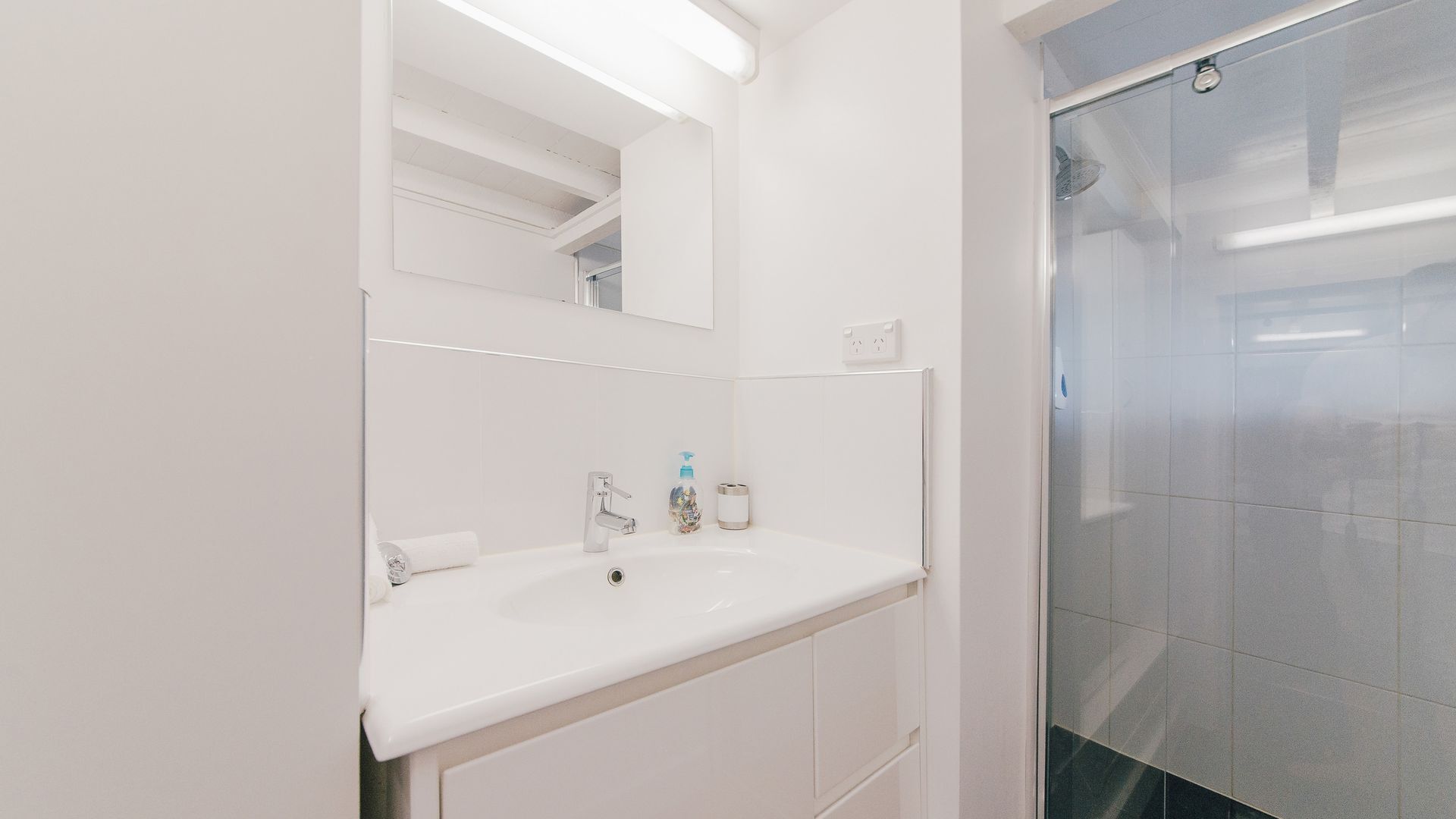 Tidal Whispers - Foreshore Beach House