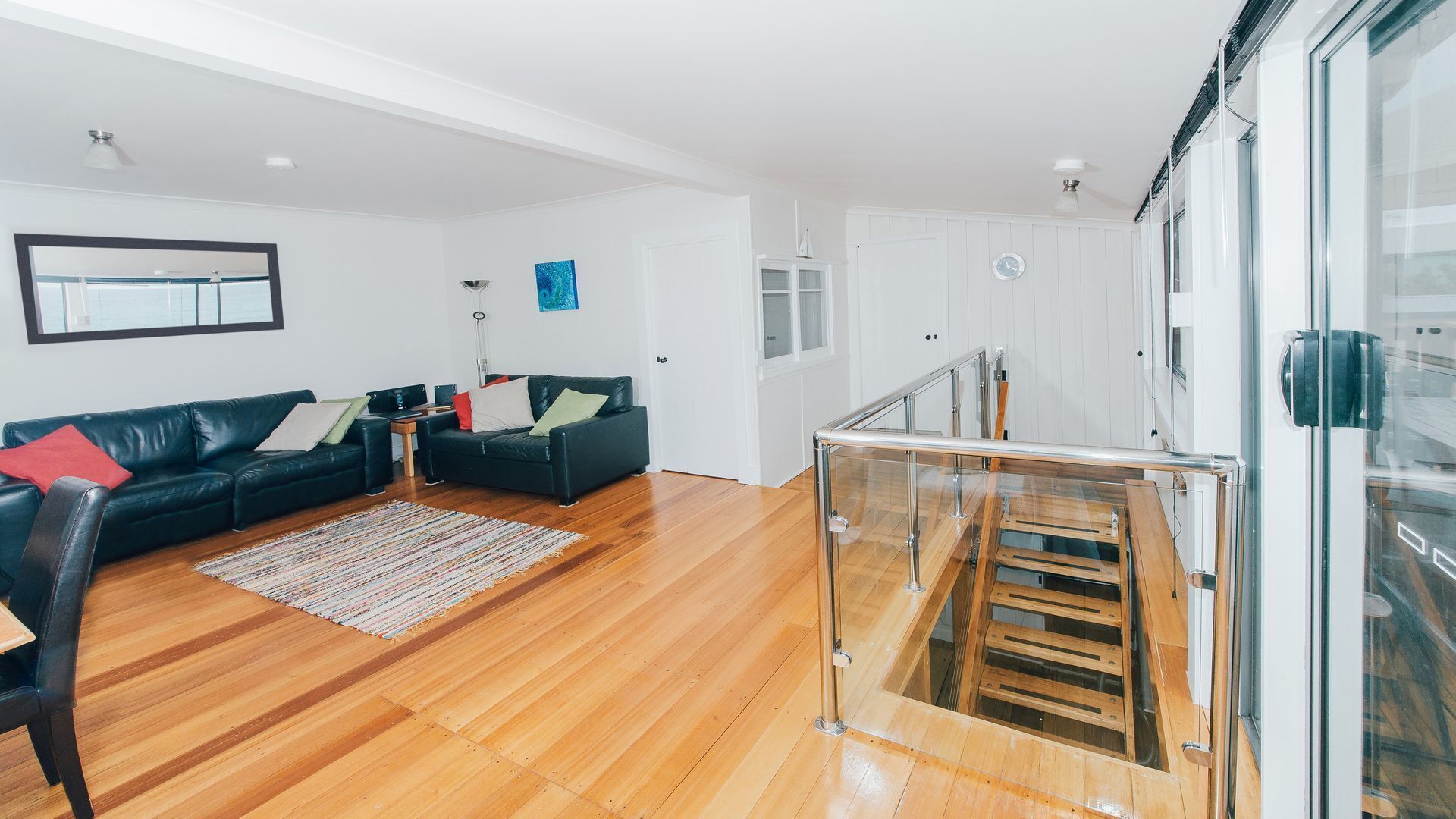 Tidal Whispers - Foreshore Beach House