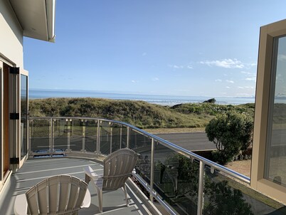 Comfortable 4 Bedroom house at Ohope Beach.