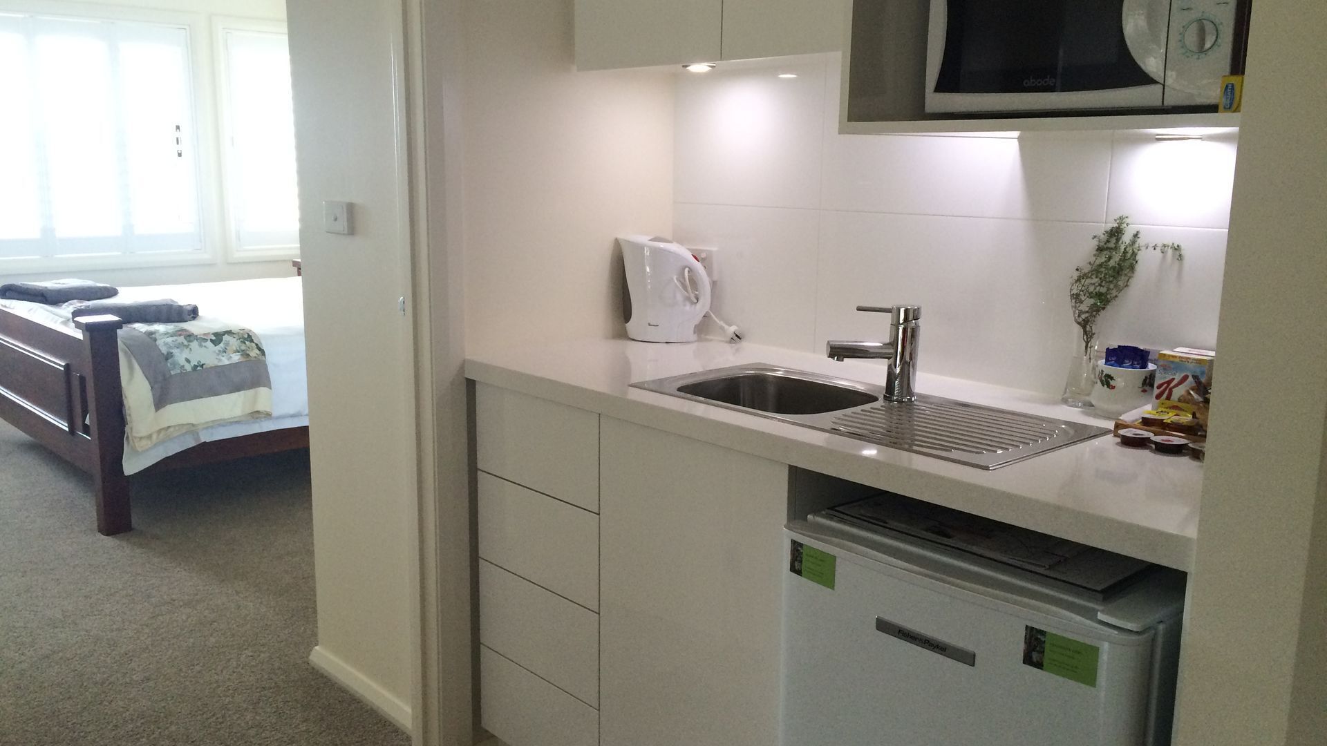 Heathcote Views with wifi , spabath & carport