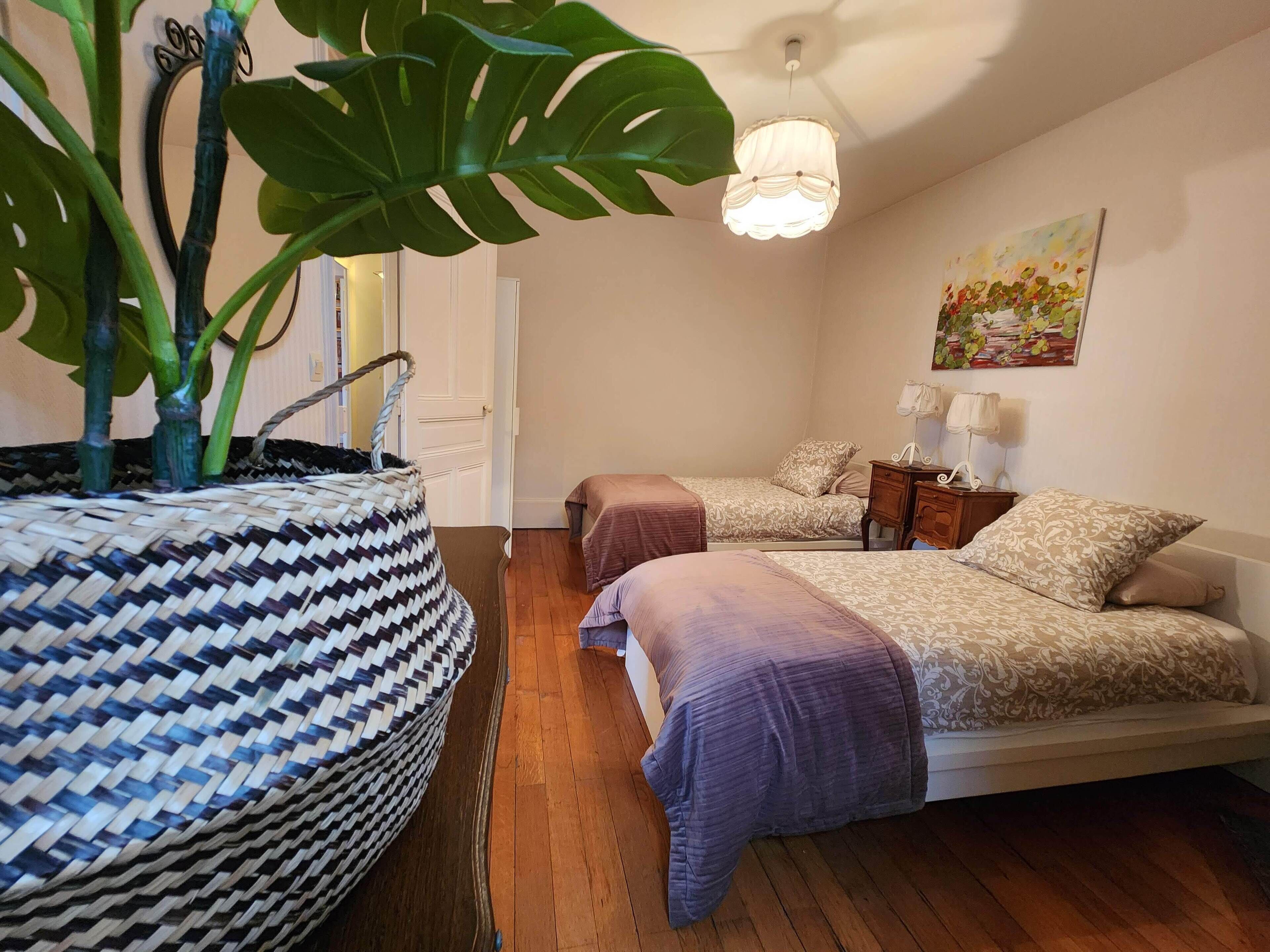 2 bedrooms, iron/ironing board, travel crib, free WiFi