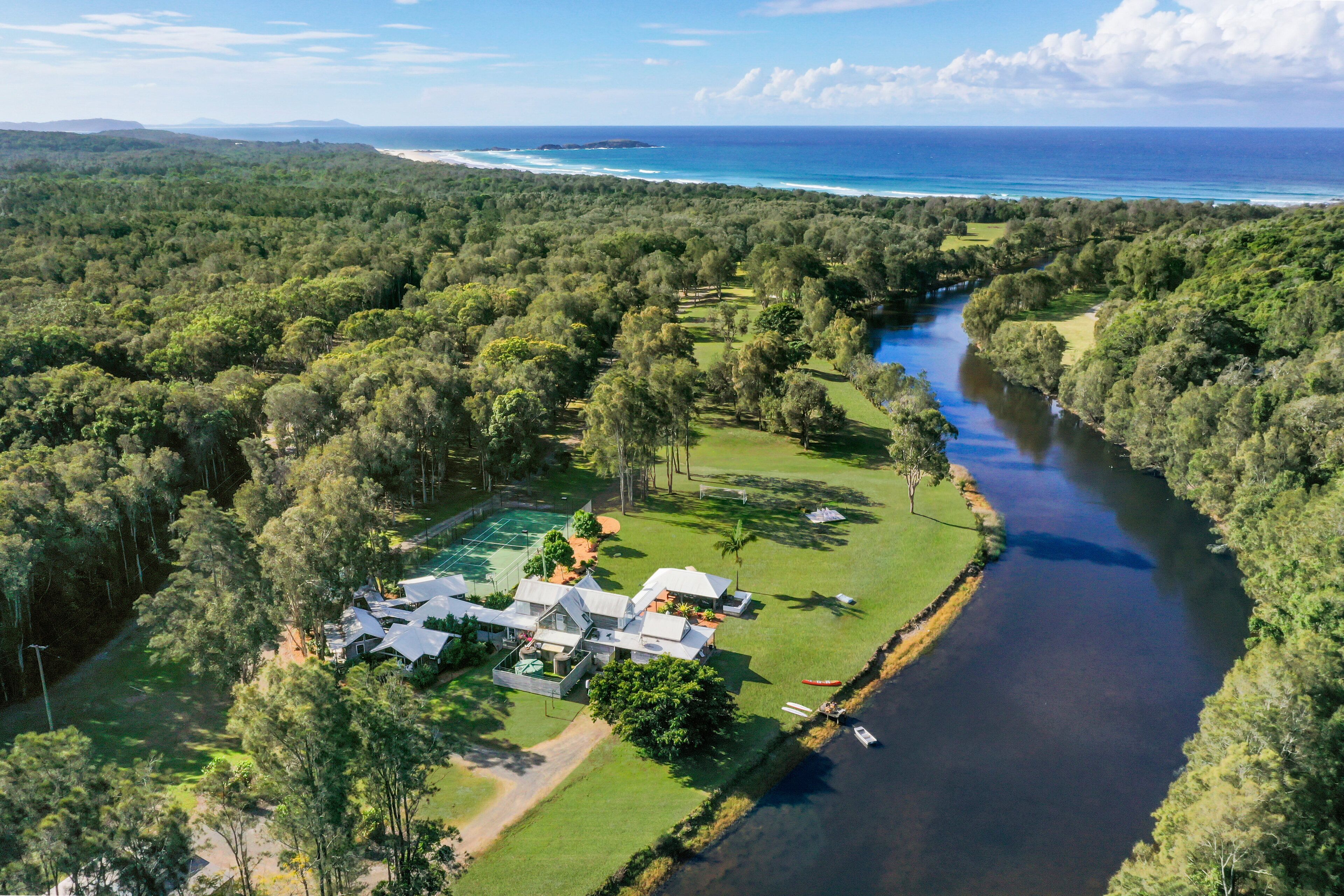 The Banksias Estate
"Where the bush meets the sea"