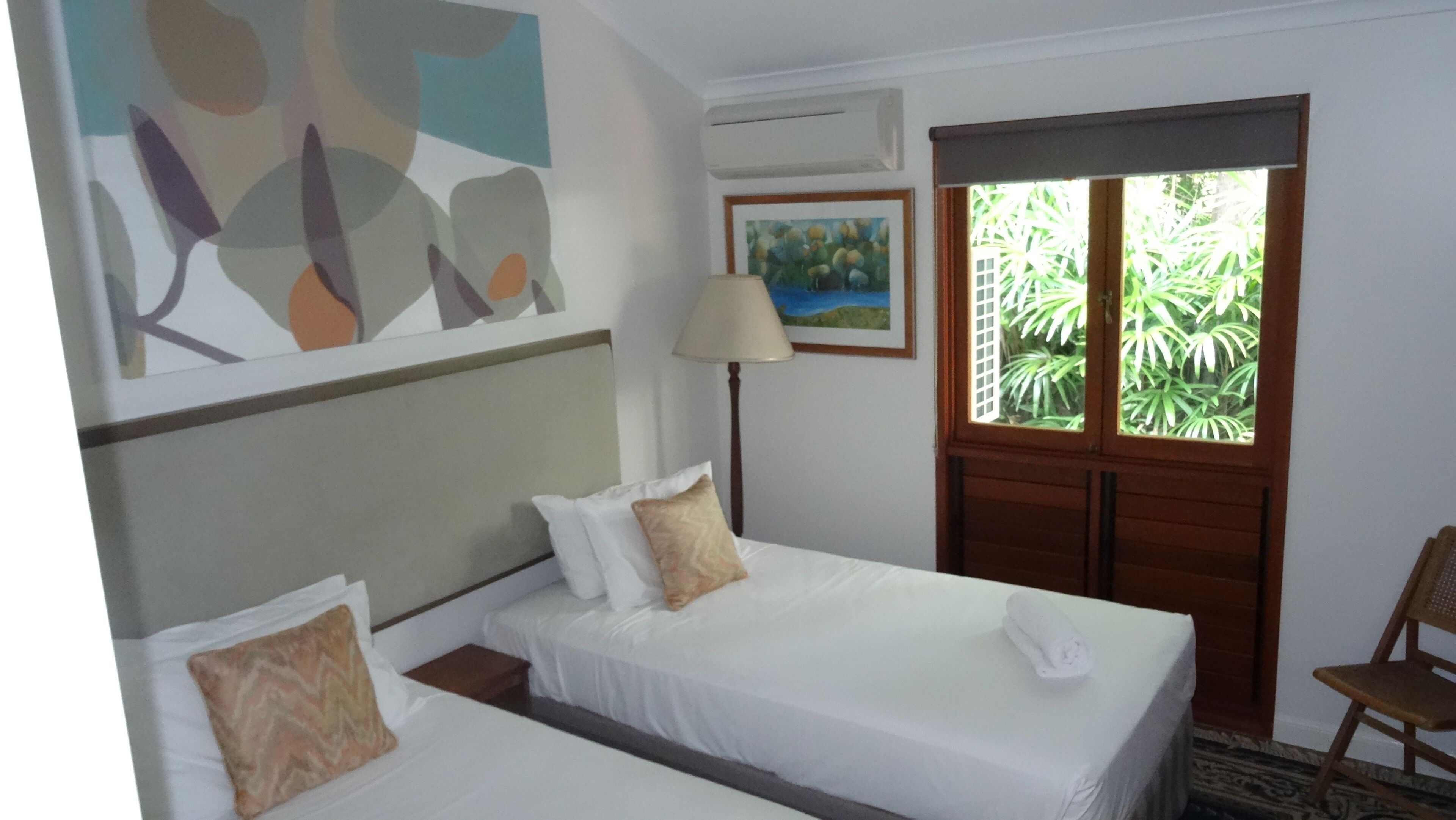 Stunning Family Resort Style Home - Swimming Pool + Full Tennis Court — image 24