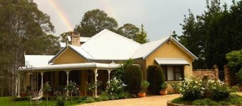 Willows at Kurrajong Luxury Loft Suite