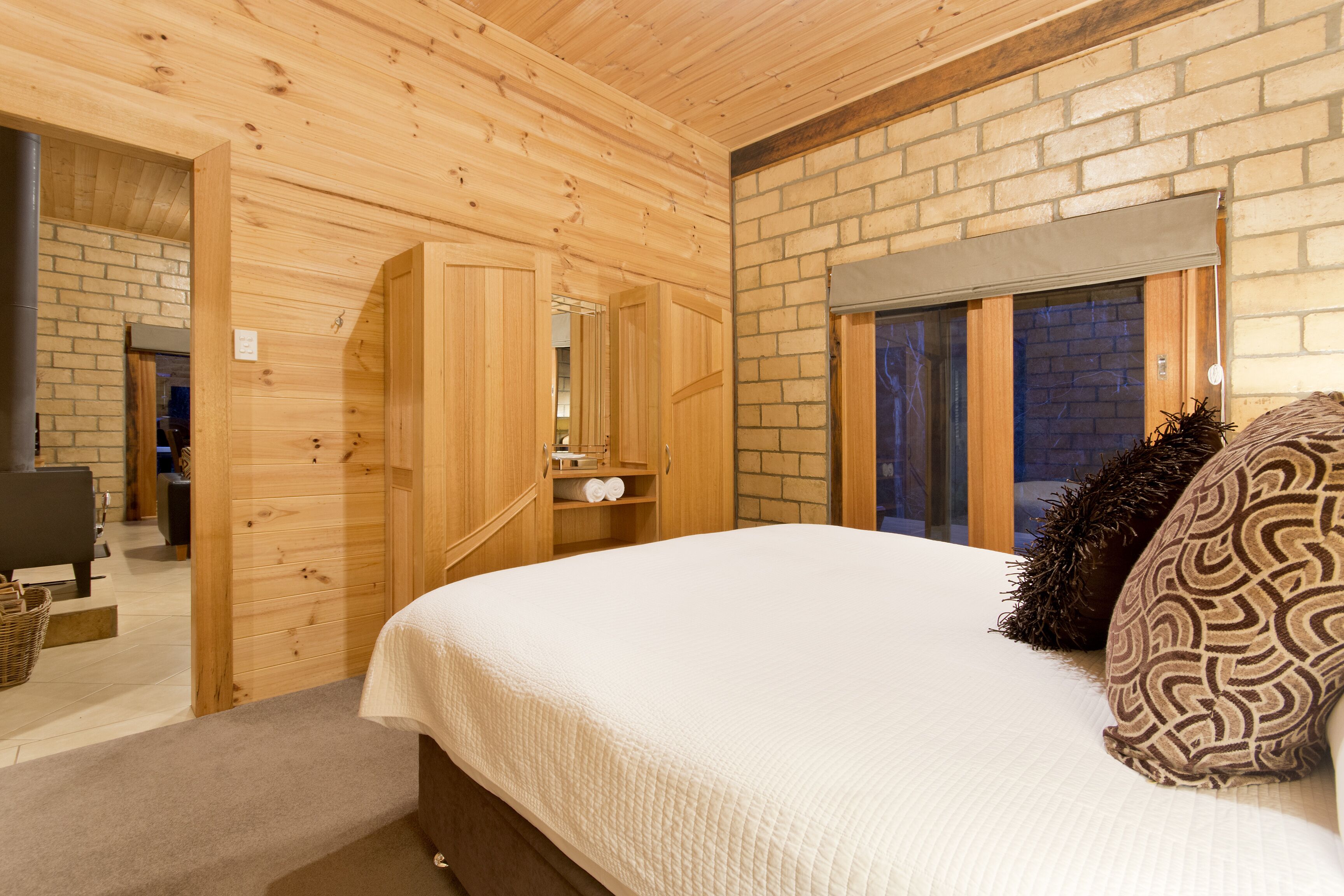 Waterfall Cottage at Falls River