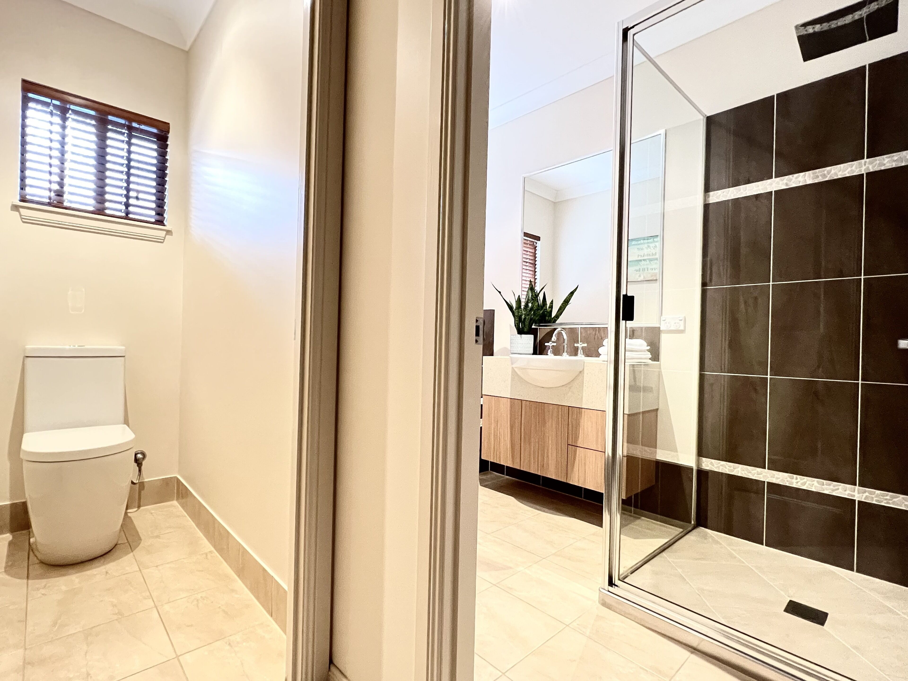 SEASCAPE @ Palm Cove: HEATED POOL — image 27