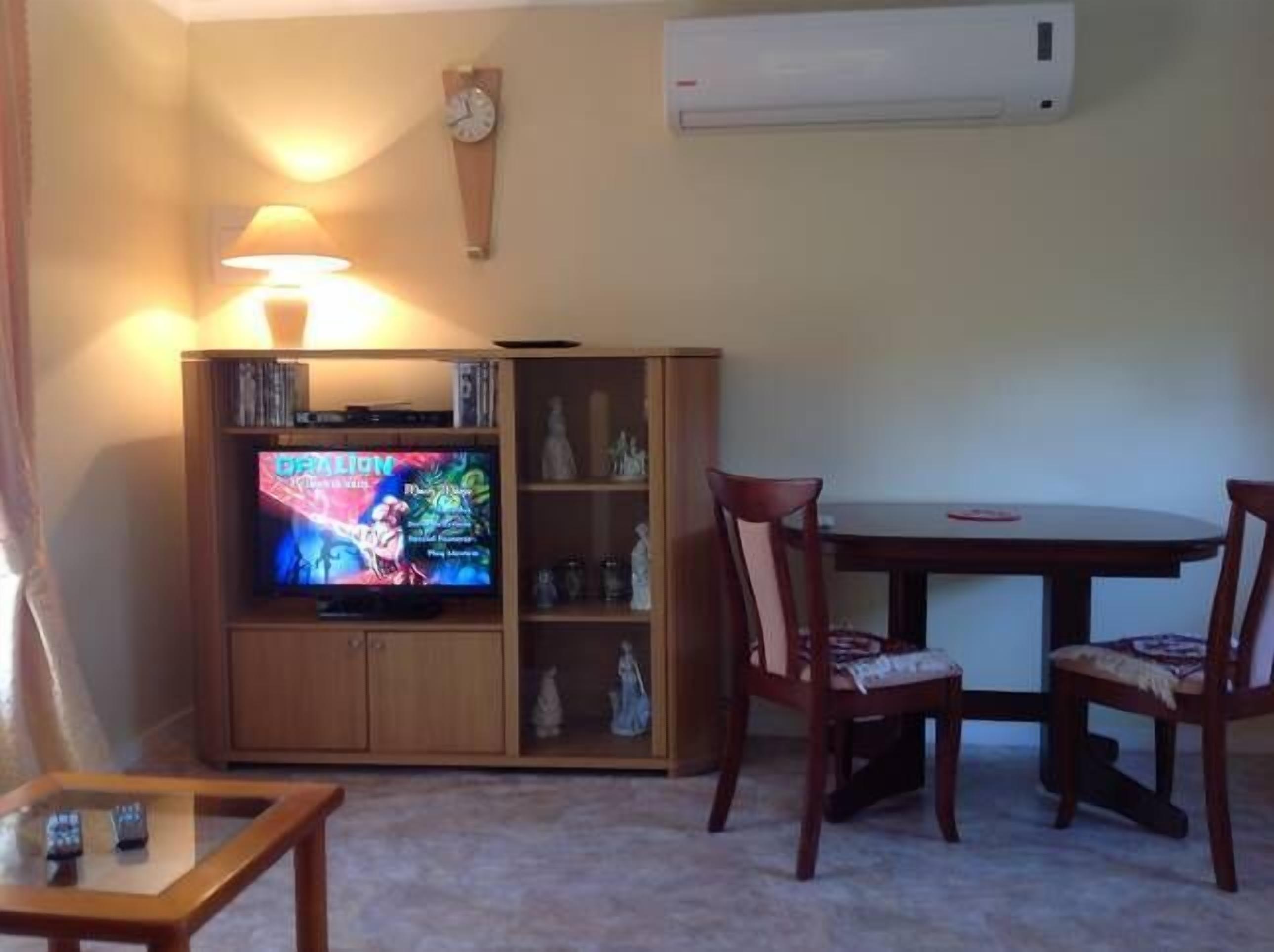 The Cook Cottage - Canberra