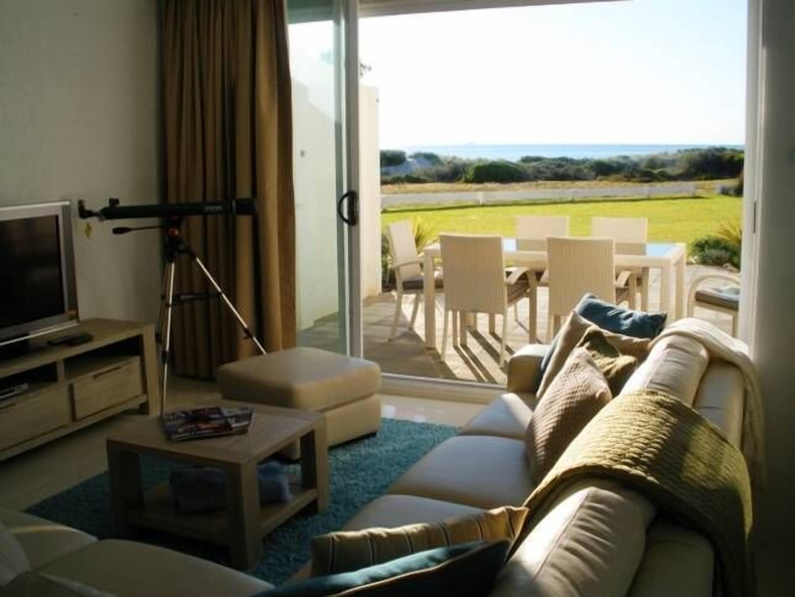 Semaphore Sunset - beachfront — image 8