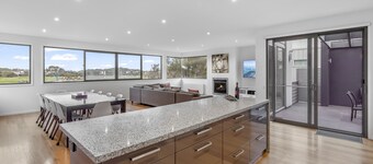 Fantastic house with 5 bedrooms - views of the golf course