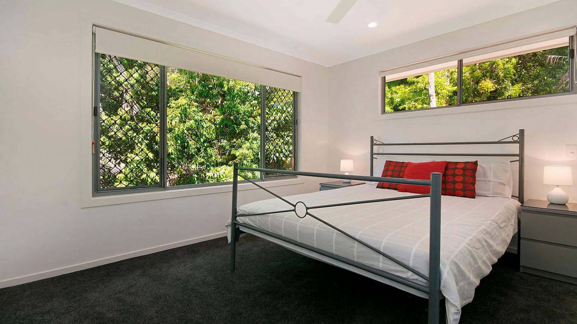 Depper St - Newly Renovated Beach House - 누사 헤드