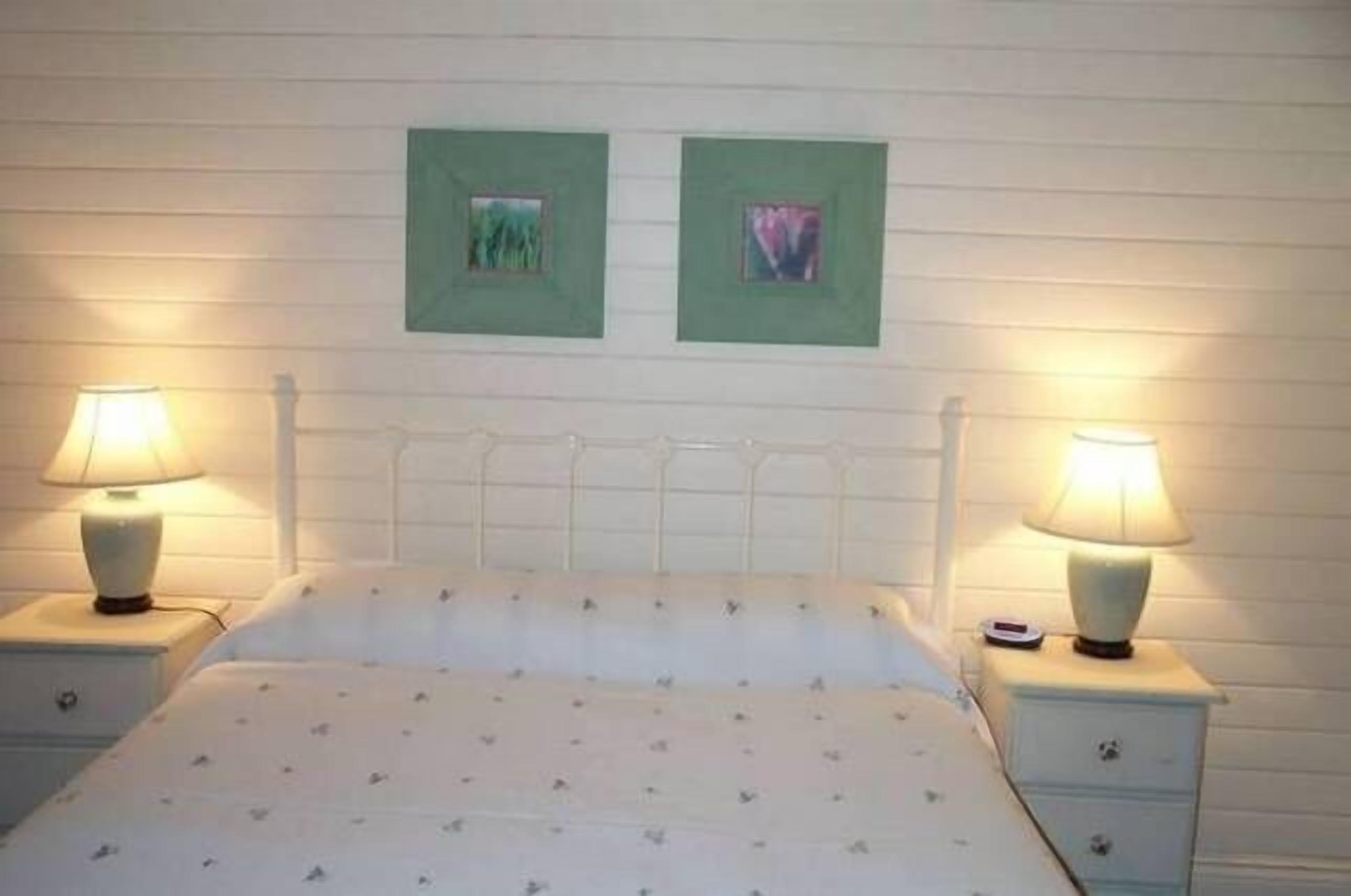 Dairy Farm Cottage.. — image 11