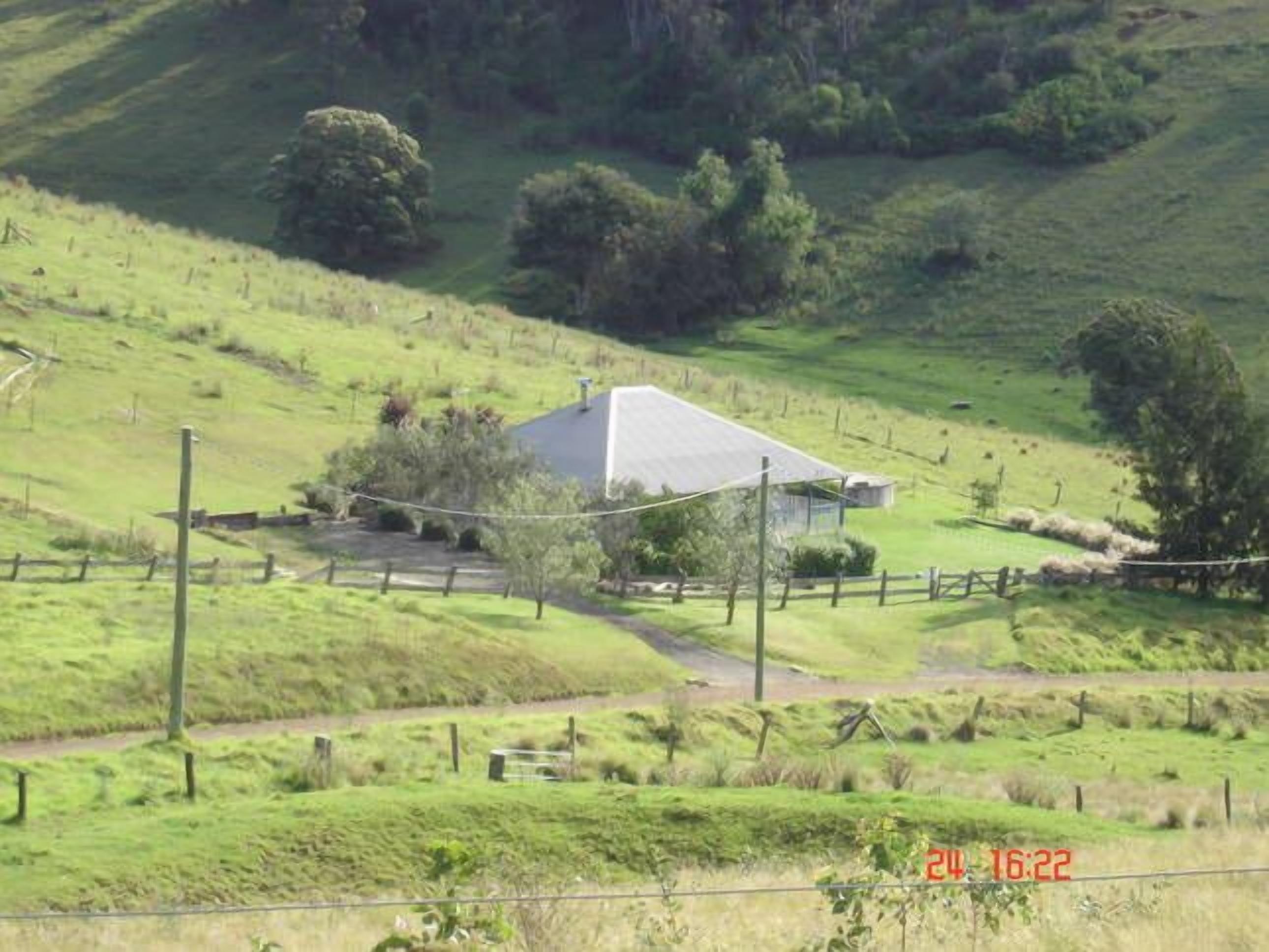 Dairy Farm Cottage.. — image 17