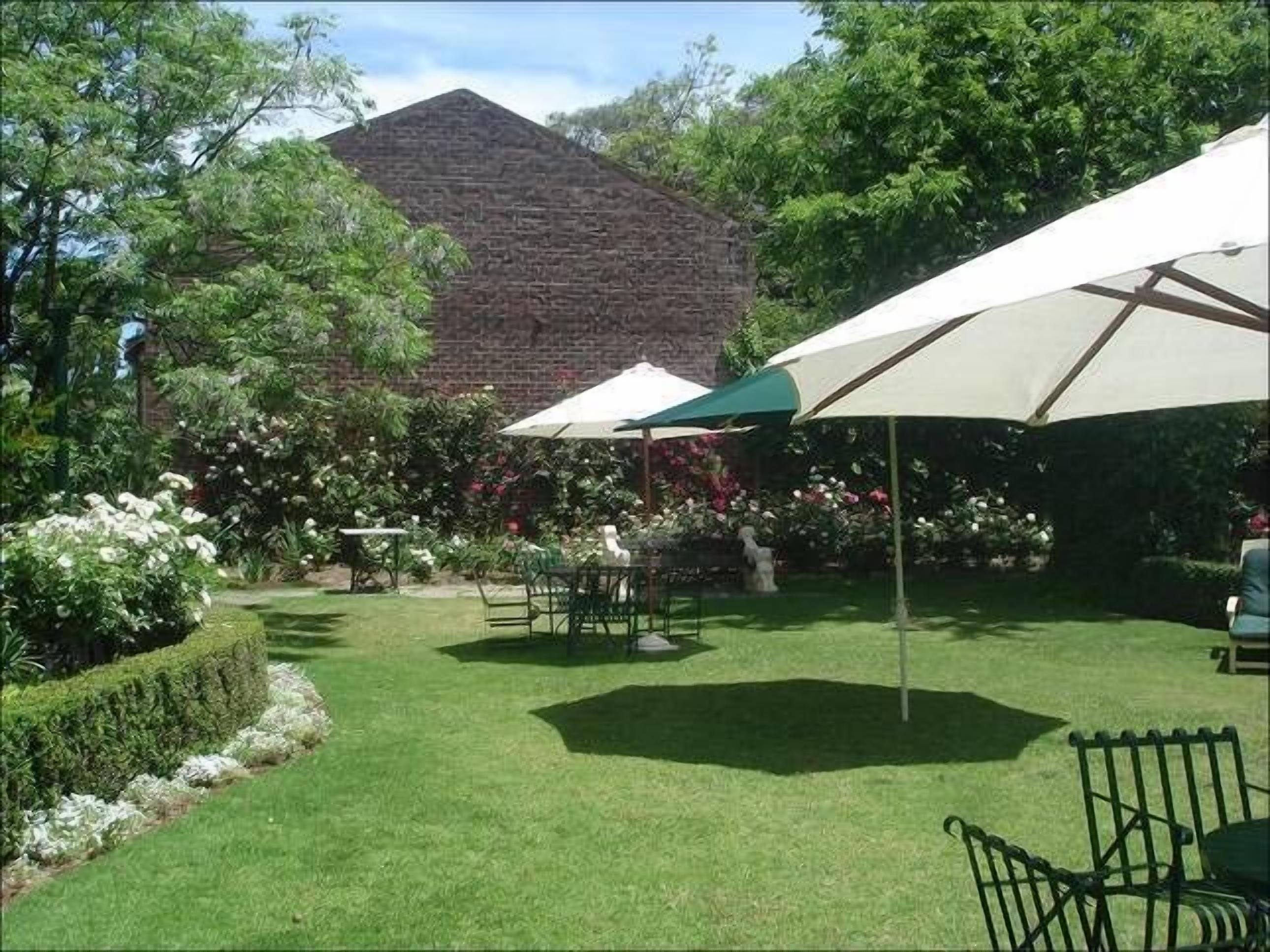 George Lowe Esquire Apartment - Buxton Manor — image 16