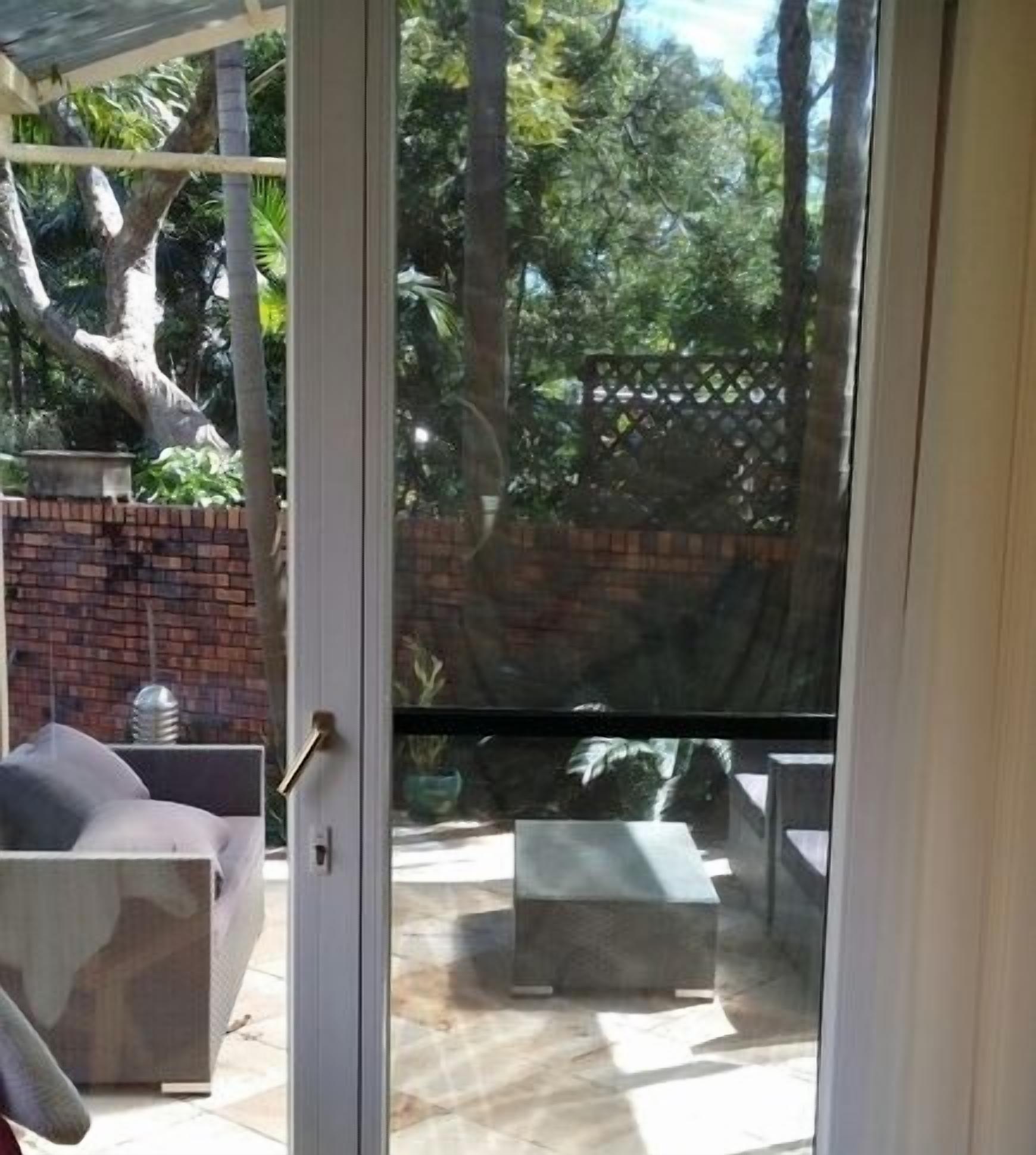 Lugarno Lodge Garden Apartment — image 7