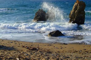 Beach - Marvelous sunset sea view from the garden, minutes from stunning sandy beaches (Milos)