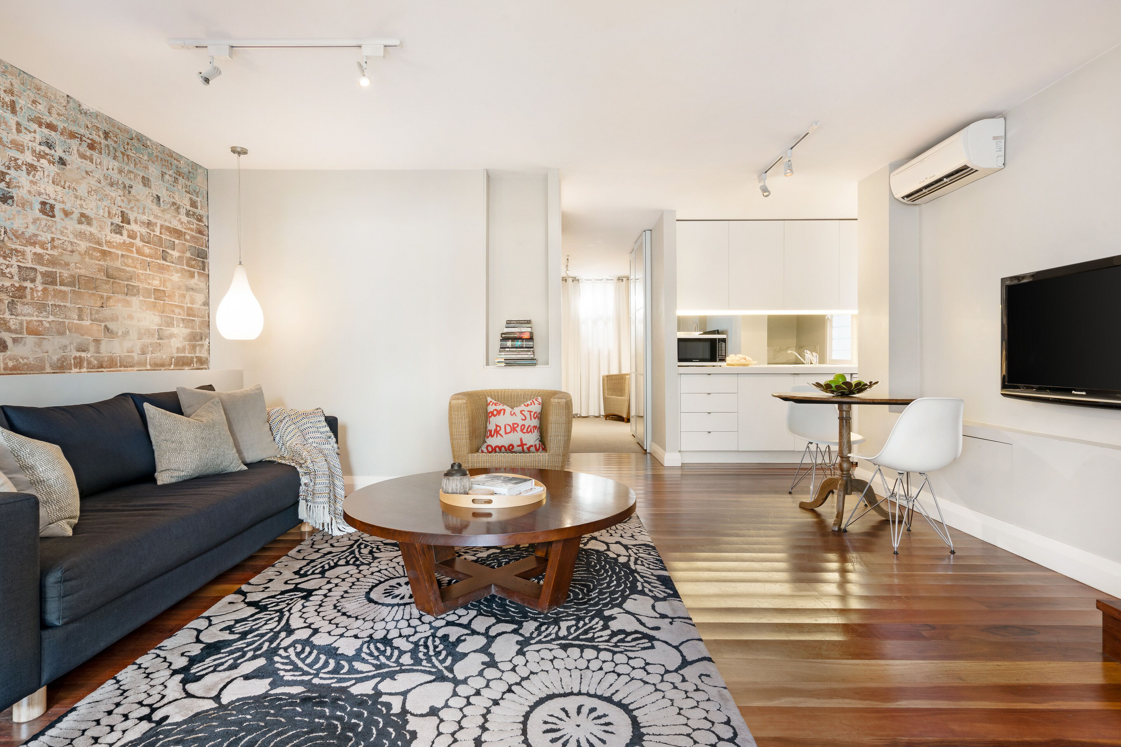 Wilson's Newtown Apartments