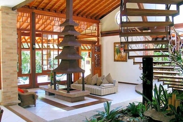 SALA DA LAREIRA DENTRO DA CASA