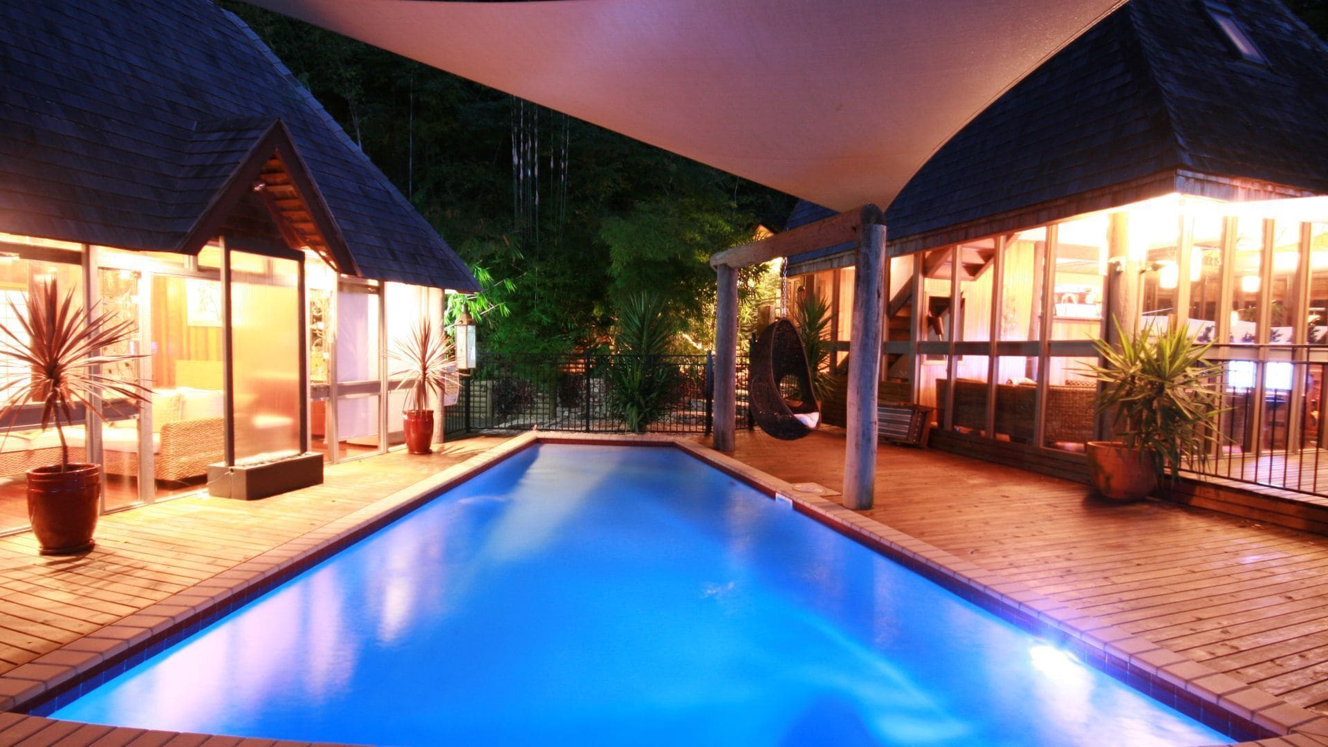 Amira Whitsunday's Airlie Beach 