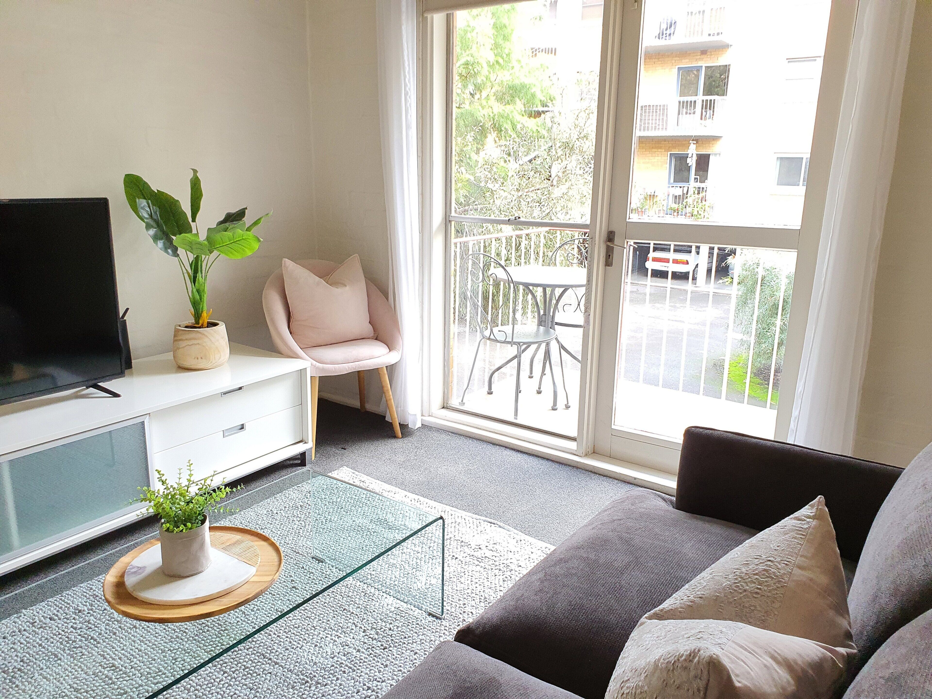 North Melbourne Retreat