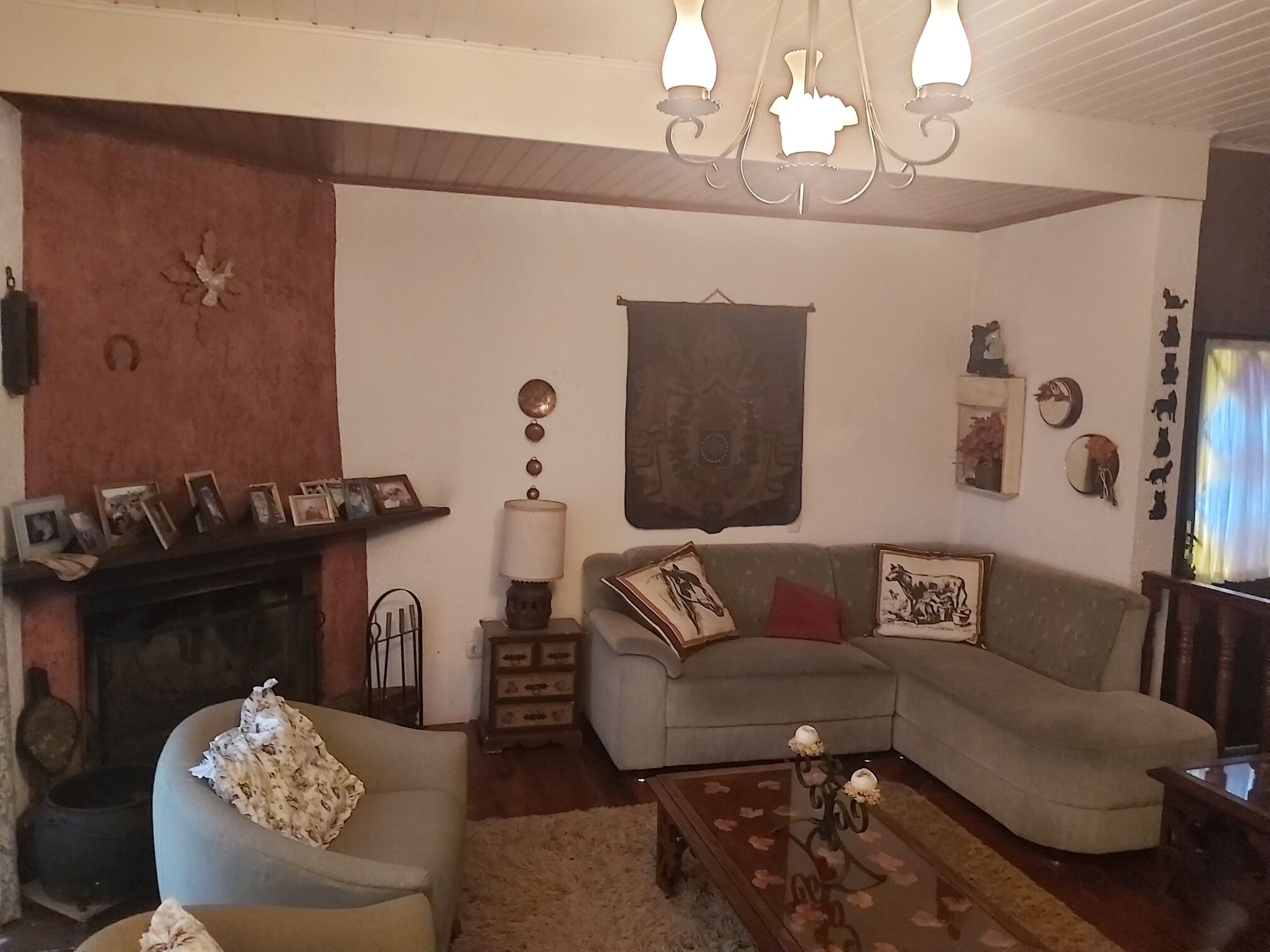 House in Campos do Jordão Great location, 6 bedrooms and 4 suites