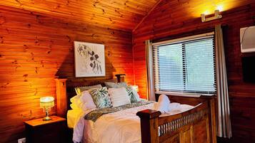 Iron/ironing board, travel cot, WiFi, bed sheets