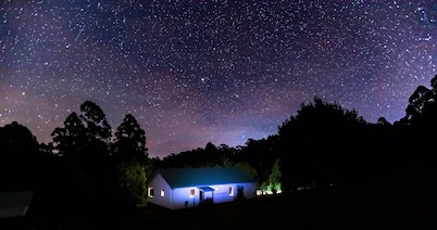 Barramunga Cosy Rainforest Retreat with Great Ocean Road convenience.