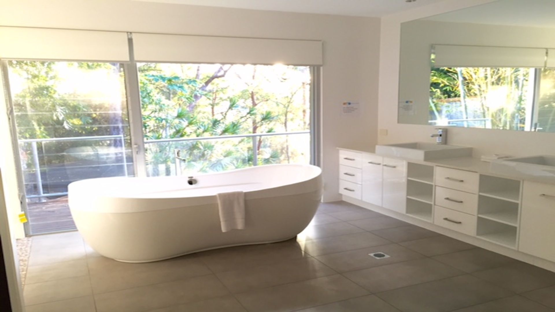 The Panorama Retreat Sleeps 23 14 Beds — image 17